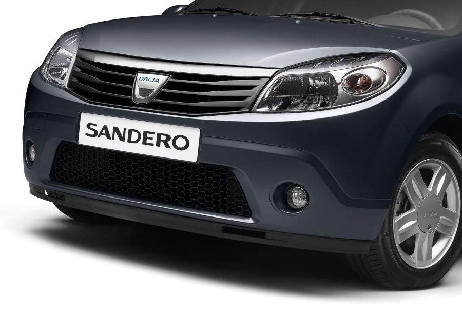  Dacia Sandero 2009 года  (фото 3 из 17)